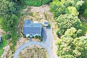 6 Weetamoe Dr, Freetown, MA 02702 - Photo 1