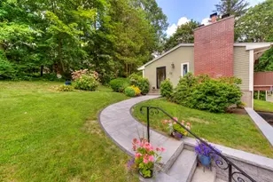 22 Nottingham Rd, Worcester, MA 01609 - Photo 1