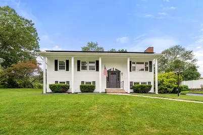 7 Kennedy Dr, Dudley, MA 01571 - Photo 1