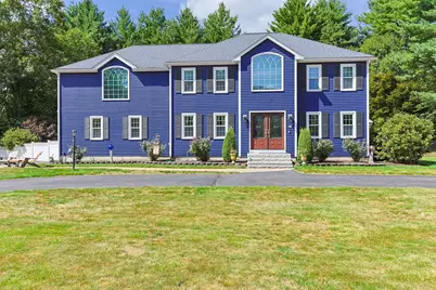 19 King Philip Path, Mendon, MA 01756 - Photo 1