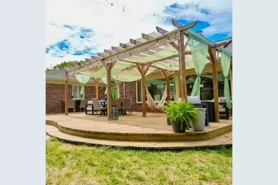 15 Pine Acre Rd, Springfield, MA 01129 - Photo 1