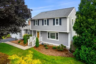 3 Riverview Dr, Newburyport, MA 01950 - Photo 1