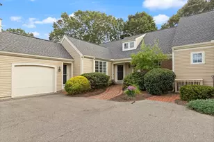 34 Great Hill Dr, Topsfield, MA 01983 - Photo 1