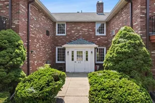 65 Fountain Ln, Weymouth, MA 02190 - Photo 1