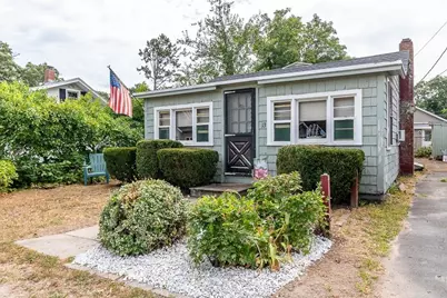 13 Judson St, Wareham, MA 02571 - Photo 1