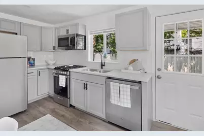 86 West St, Newton, MA 02458 - Photo 1