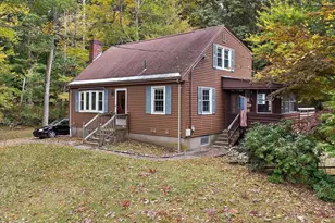 695 Pearl St, Reading, MA 01867 - Photo 1