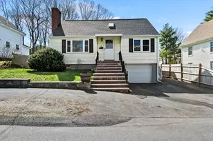 11 Stevens St, Stoneham, MA 02180 - Photo 1