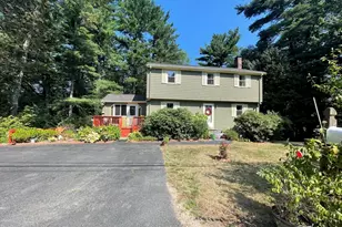 7 Albert St, Billerica, MA 01821 - Photo 1