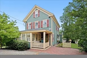 13 Ship St, Hingham, MA 02043 - Photo 1