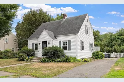 9 Pearl St Ext #1, Beverly, MA 01915 - Photo 1