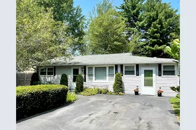 1107 Allen St, Springfield, MA 01118 - Photo 1