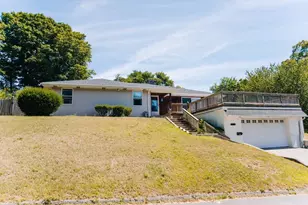 244 Ontario Ave, Holyoke, MA 01040 - Photo 1