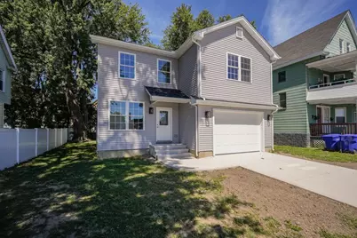 24 Medford St, Springfield, MA 01107 - Photo 1