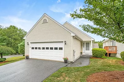 15 Royal Ave #15, Dracut, MA 01826 - Photo 1