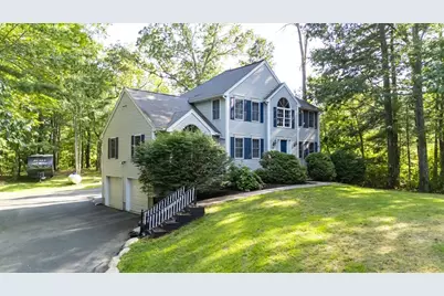 460 Methuen Rd, Dracut, MA 01826 - Photo 1