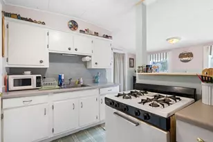 329 Commercial St, Braintree, MA 02184 - Photo 1