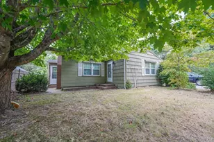 2 Pine Lake Dr, Wareham, MA 02538 - Photo 1