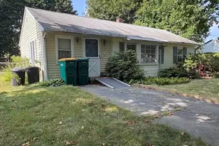 8 Boyd Rd, Woburn, MA 01801 - Photo 1