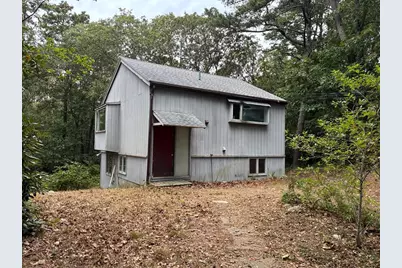 10 Putnam Way, Tisbury, MA 02568 - Photo 1