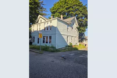 12 School St, Holyoke, MA 01040 - Photo 1