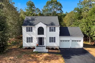 26 Myles Cir, Gardner, MA 01440 - Photo 1