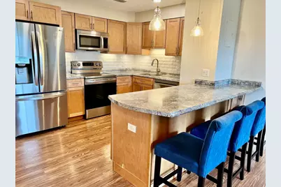 1006 Paradise Rd #3R, Swampscott, MA 01907 - Photo 1