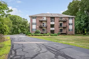 13 Dallas Dr, Dracut, MA 01826 - Photo 1