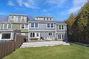 21 Cornelius Way, Cambridge, MA 02141 - Photo 1