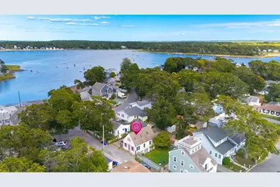 8 Cottage St, Wareham, MA 02571 - Photo 1