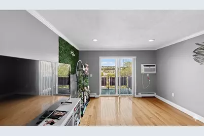 70 Warren Ave #4-1, Chelsea, MA 02150 - Photo 1