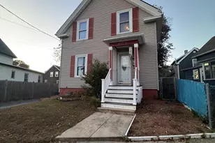 32 Clarendon Ave, Lynn, MA 01902 - Photo 1