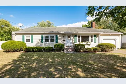 26 Budleigh Ave, Beverly, MA 01915 - Photo 1