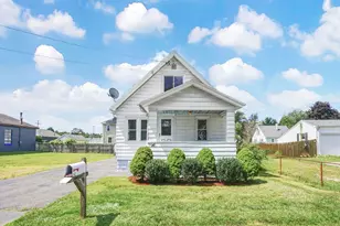 32 Dorset St, East Longmeadow, MA 01028 - Photo 1