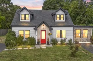 4 Hanover St, Newbury, MA 01951 - Photo 1