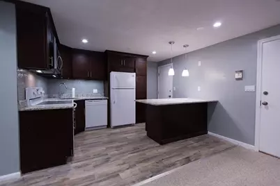 3 Hallmark Gardens #5, Burlington, MA 01803 - Photo 1