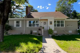 46 Crosby St, Webster, MA 01570 - Photo 1