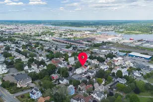 17 Franklin St, New Bedford, MA 02740 - Photo 1