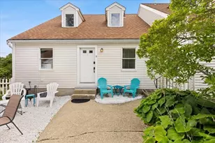 10 Enterprise St, Duxbury, MA 02332 - Photo 1