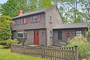 471 Pond St, Franklin, MA 02038 - Photo 1