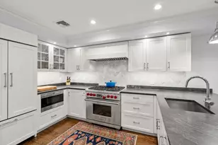 15 Hancock St, Boston, MA 02114 - Photo 1