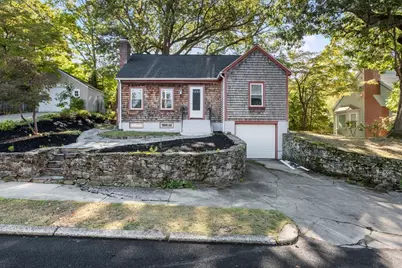 74 Blodgett Avenue, Pawtucket, RI 02860 - Photo 1