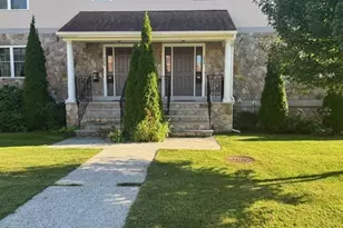 267 Montvale Ave, Woburn, MA 01801 - Photo 1