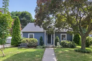 113 Farnum Rd, Waltham, MA 02453 - Photo 1