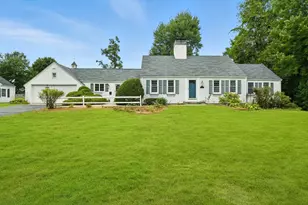 124 Longfellow Dr, Longmeadow, MA 01106 - Photo 1