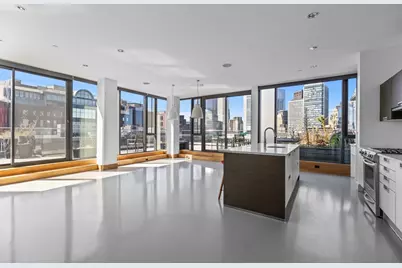 346 Congress St. #701, Boston, MA 02210 - Photo 1