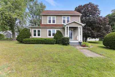 19 Fairview St, East Longmeadow, MA 01028 - Photo 1