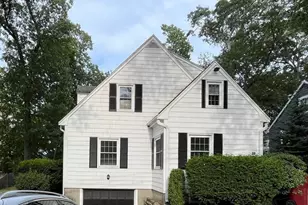 87 Whitman Ave, Melrose, MA 02176 - Photo 1