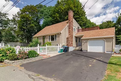 52 Fairlawn Cir, Shrewsbury, MA 01545 - Photo 1