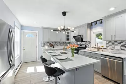 55 Warren Ave, Quincy, MA 02170 - Photo 1